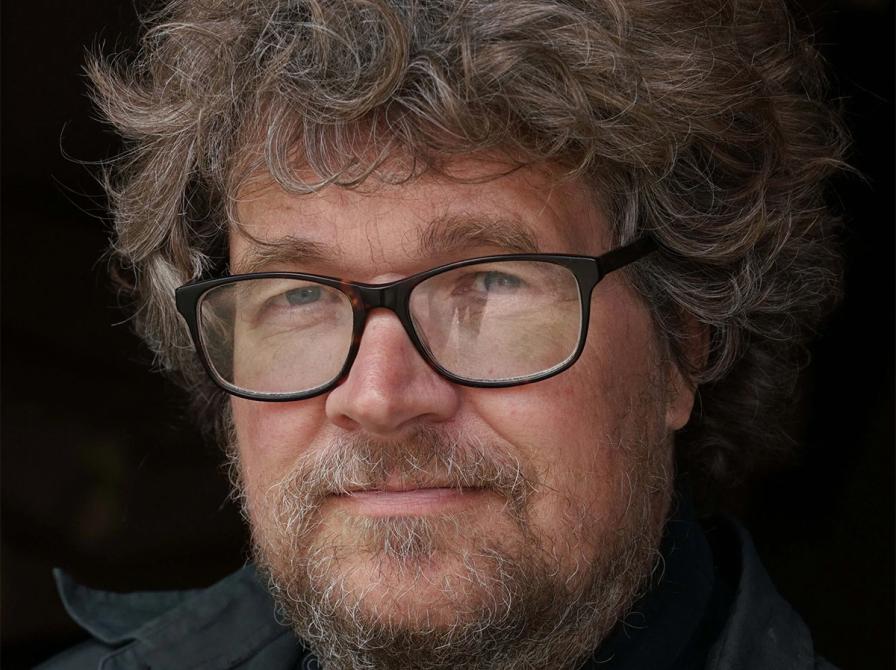 Billedhugger Thomas Kadziola